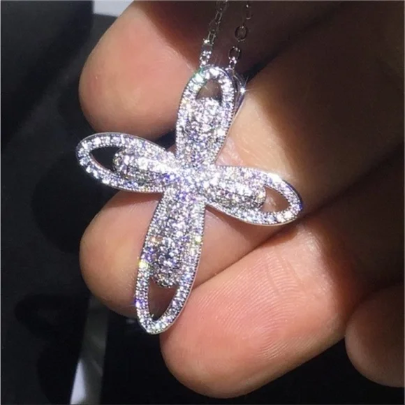 New 925 Silver Plated CZ Cross Necklace - Picture 3 of 7